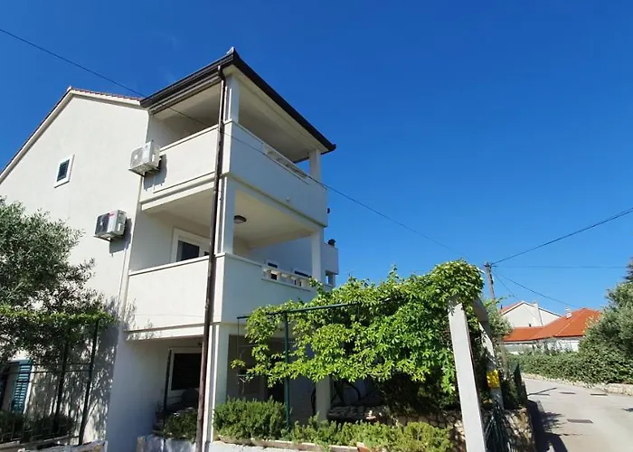 Salsa Appartement Supetar